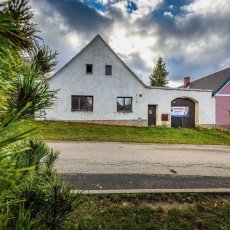 Rodinný dům k celkové rekonstrukci či demolici