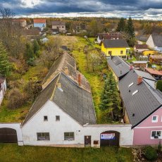 Pozemek 2 207 m² se stavením k rekonstrukci či demolici, Staré Hodějovice – 6 km od centra ČB