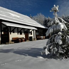 Apartmánový dům s 30 lůžky, Kubova Huť, se zahradou 2090 m2, Šumava