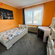 Řadový dům s garáží, 4+1 s balkonem a velkým půdním prostorem, Borová Lada - Šumava, okr. Prachatice
