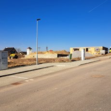 Prodej kompletně zasíťované stavební parcely 834m2 s pěkným výhledem, Vráto