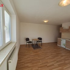 Garsonka s parkovacím stáním v novostavbě byt. domu, 29 m2, Rožnov, ČB