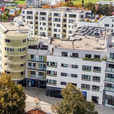 Prodej souboru 2 bytů s 3 terasami a parkováním - Rezidence U Kapličky, České Budějovice