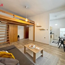 Pronájem bytu 1+kk, 29 m2, Kněžskodvorská