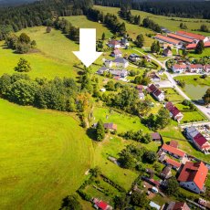 Investujte do klidu a přírody: stavební pozemky s krásným výhledem - Milné, Frymburk.