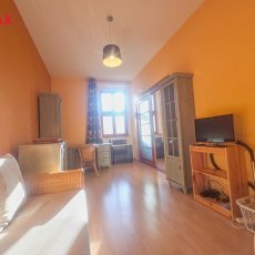 Pronájem zděného bytu 2+1 s lodžií, ul. Puklicova 11, Pražské sídliště