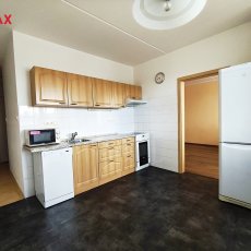 Pronájem bytu 3+1 s lodžií, 79 m2, M.Chlajna, Č. Budějovice