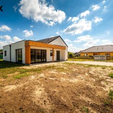 Prodej novostavby rodinného domu se zahradou - Planá nad Lužnicí, Strkov