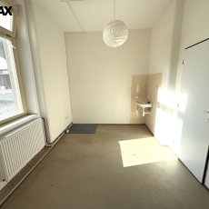Pronájem komerčního prostoru v centru města Vimperk, cca 23 m2, okr. Prachatice