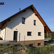 Pronájem luxusního bytu 4+kk, s balkonem 10 m2, obec Zdíkov.