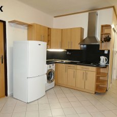 Nabízím k pronájmu byt 1+1 s balkonem, 40 m2, blízko centra Č. Budějovic, ulice Lipenská