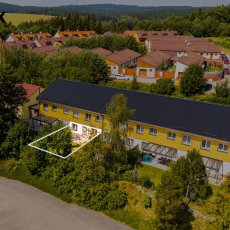 Prodej kompletně vybaveného apartmánu 3+kk se soukromou zahradou – Frymburk, Lipno