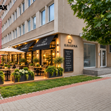 Pronájem zrekonstruovaného komerčního prostoru 135 m2 v blízkosti centra, ul. Žižkova tř.