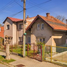 Prodej rodinného domu k rekonstrukci v centru Rychnova nad Kněžnou