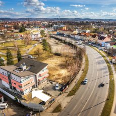 Pronájem nebytového prostoru s parkováním v širším centru Českých Budějovic