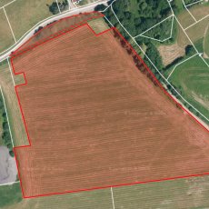 Prodej komerčního pozemku 41 483 m2 vedle dálnice D3