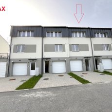 Prodej řad.domu 2., dispozice 3+kk, garáž, parkovací stání a zahrada, 157 m2, Stachy okr. Prachatice