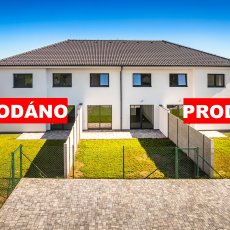 Prodej nové bytové jednotky (č.2) 4+kk se zahradou a dvěma parkovacími místy